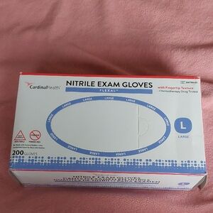 Cardinal Health Nitrile Exam Gloves - Large - White & Blue Box
